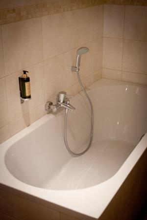 Celles  Hotel Le Saint Hadelin מראה חיצוני תמונה